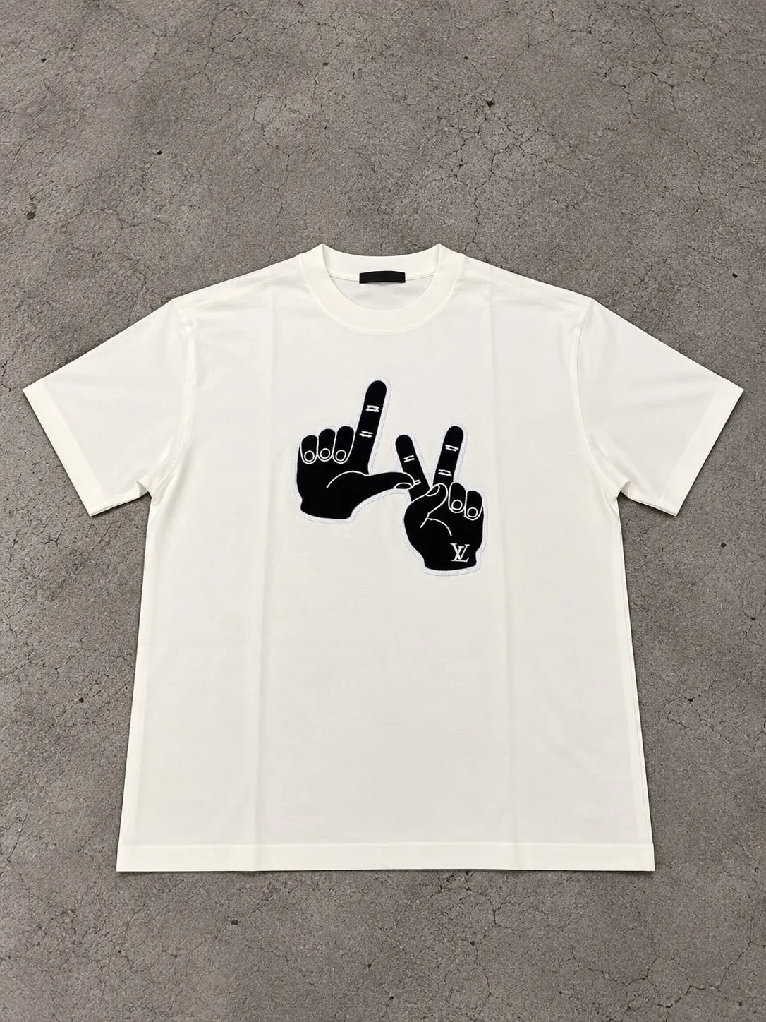 Louis Vuitton Camiseta Blanca Manos LV Negro